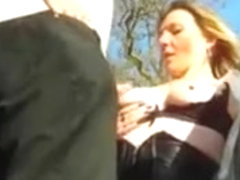 Dogging wife takes on lots of strangers and gets them off