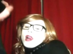 crossdresser wordt hard geneukt