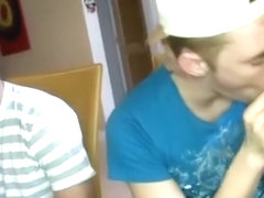 Birthday stripper gets blowjobs all around