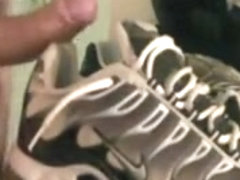 my co*sin bonks wanks & cums in my Nike Tn (rekin) sneakers