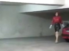 Latex gummi rubber schlampe slut nutte high heels