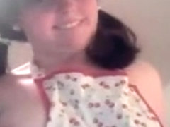Nasty brunette slut have fun on webcam