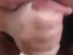 Meine haarige tropfende Fotze reitet ihn + Tittenspritzer