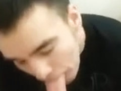 Amateur-Mamada Profunda y Completa a un Amigo