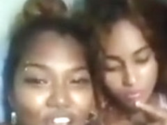 2 sexy black girl doing selfiee.mp40b