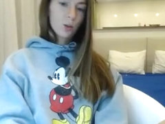 Cute blonde amateur webcam teen masturbating