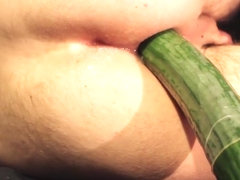 Veggie time! Causes a lovely gaping a`hole