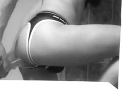 Fran?ais c?libataire : branle et gode en jockstrap