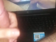 Jerking off and cumming to Wivas huge cumshots