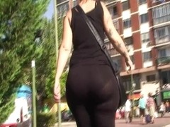 candid phat ass visible panty lines