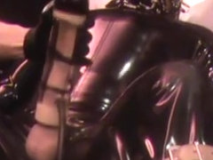 rubberbondageboy perfectly milked