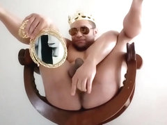 19 - King On A Throne
