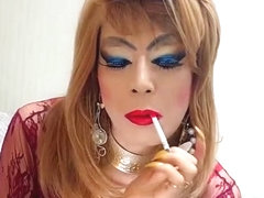 sissy niclo sexy makeup after smoking