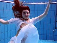 Amazing Hairy Underwatershow By Marketa