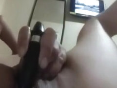 MY SOUTHSIDE GIRL MISSIES ME.