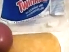 cum on twinkie