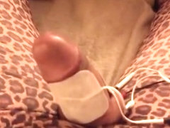 E-stim in zentai dress