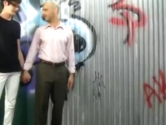 Daddy and guy end up in sucking