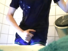 Shower Wank With Cum Load In The Sink