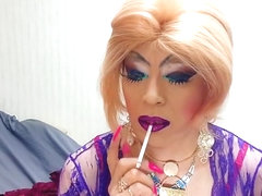 sissy niclo sexy makeup smoking2